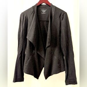Majestic Filatures Du Lion Gray Cascade Front Jacket